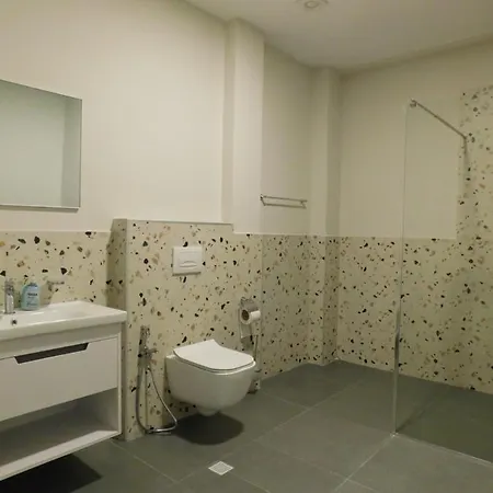 Hotel Mik *