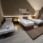 Mik Hotel